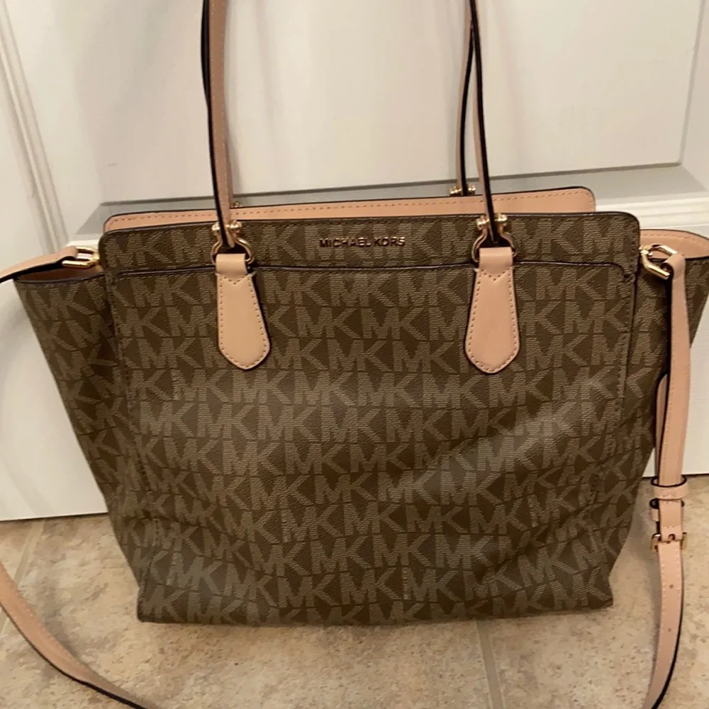 Michael Kors Purse
